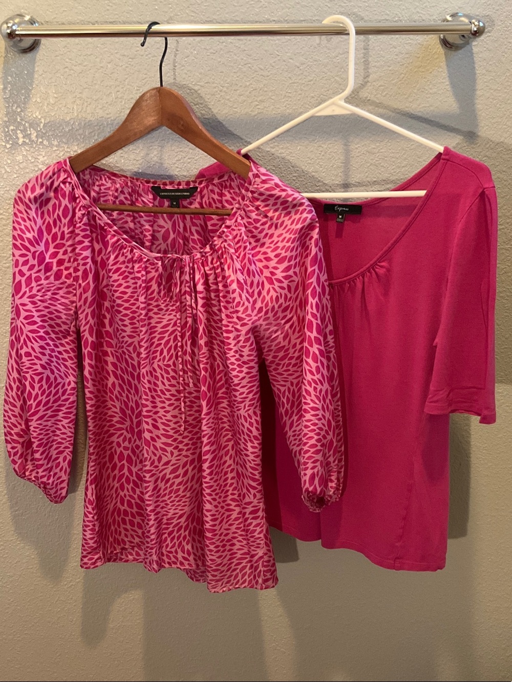 Express Two-Piece 100% silk Pink Blouse & Tee Set